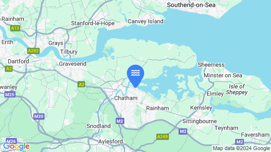 Map showing the location of Chatham (Lock Approaches)